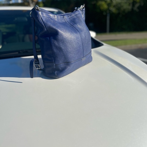 Coach Blue Leather Large Purse - Picture 9 of 16